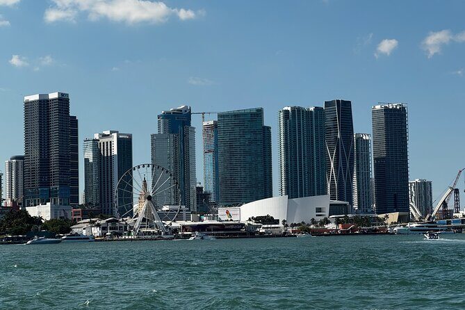 Miami: Rent a Private Yacht 4 Hours with Captain and Crew - FAQs