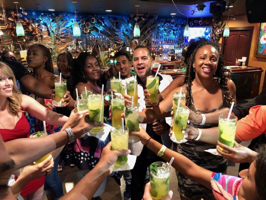 Miami: Salsa & Bachata Dance Lessons, Mojito Cocktail, 3 Appetizers, Nightclub - Dinner and Lessons