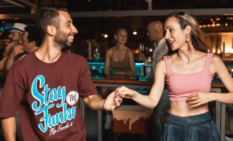 Miami Salsa Lovers Dance Experience - Key Points
