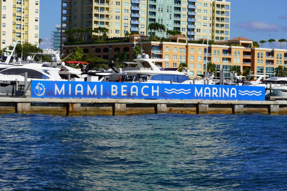 Miami: Scenic Cruise With Bar on Board - Key Points