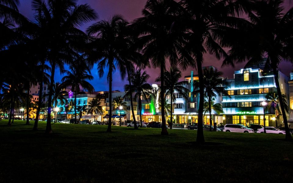 Miami: Sightseeing Open-Top Night Bus Tour With Live Guide - Highlights of the Tour