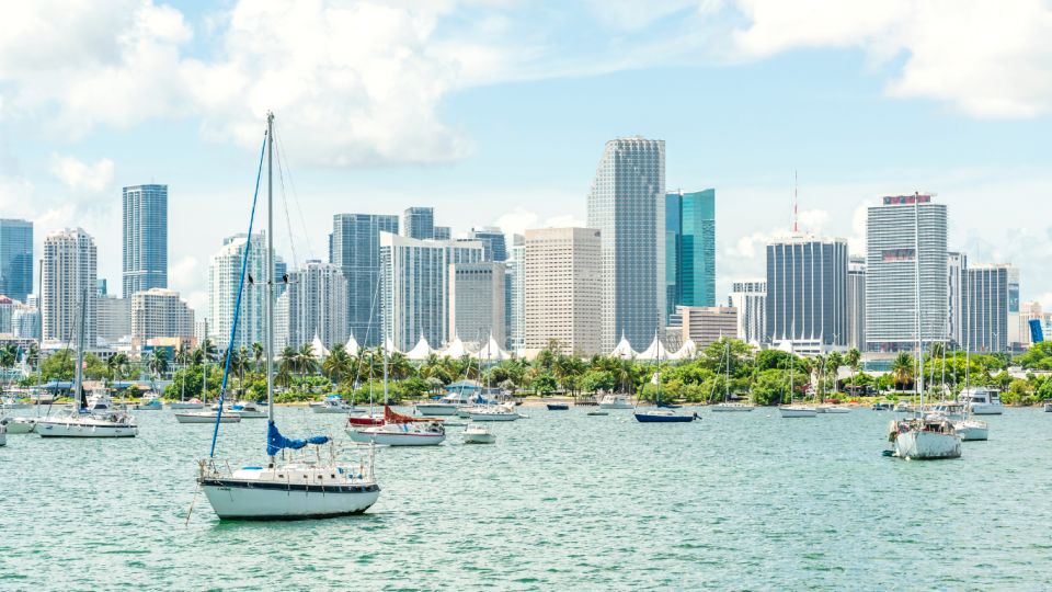 Miami Skyline Boat Tour – Waterfront Views on Biscayne Bay - Iconic Landmarks Revealed