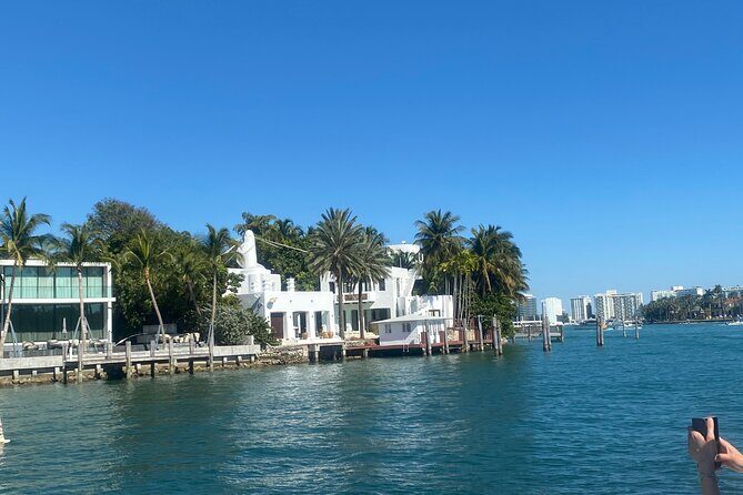 Miami Skyline Cruise of Millionaire Homes with Hotel Pick-up - Why This Tour Works Well