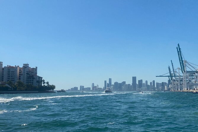 Miami Skyline Luxury Cruise of Millionaires Homes & Margarita - Scenic Highlights and Attractions