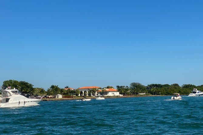 Miami Skyline Sunset Cruise Review - Cruise Accessibility and Amenities