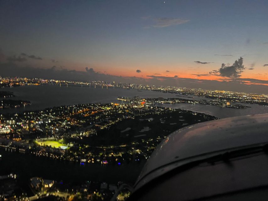 Miami: South Beach Private 30-Minute Guided Flight Tour - Airplane and Pilot Details