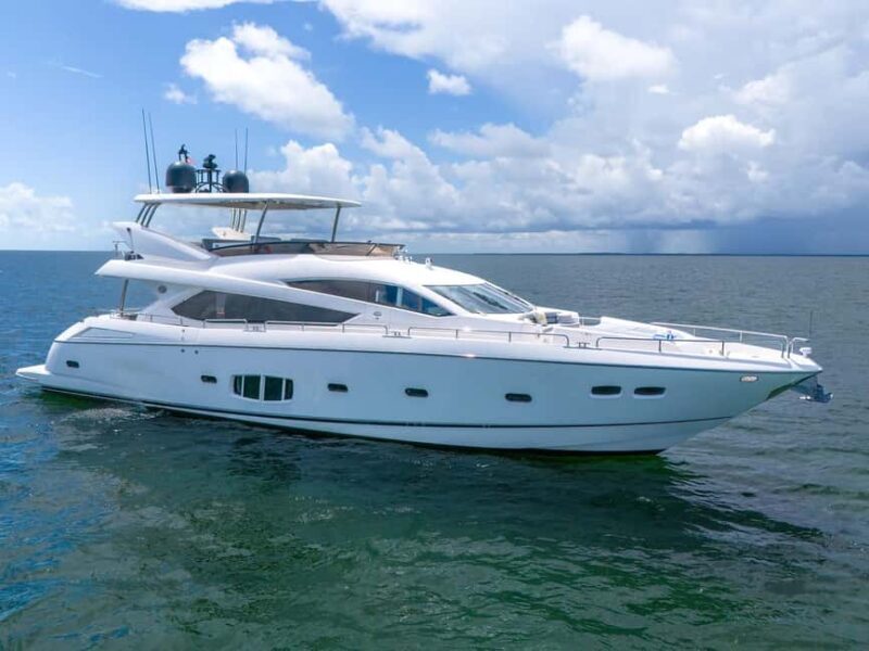 Miami: Sunseeker 80 Yacht Charter with Crew - Introduction