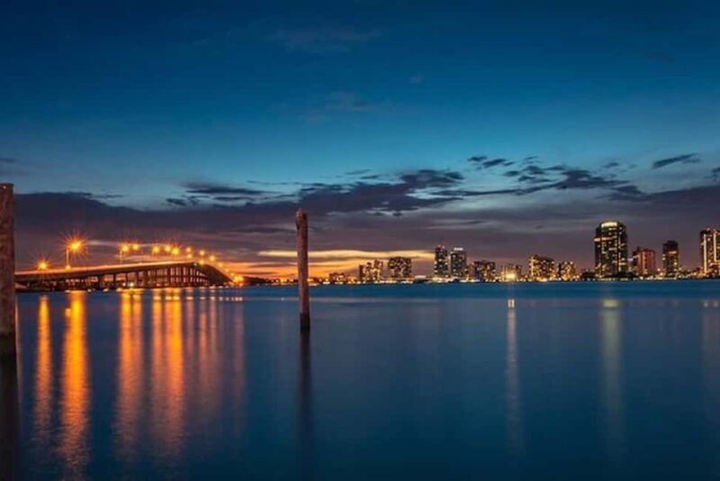 Miami Sunset Champagne Cruise Top Rated for Skyline Views - Key Points