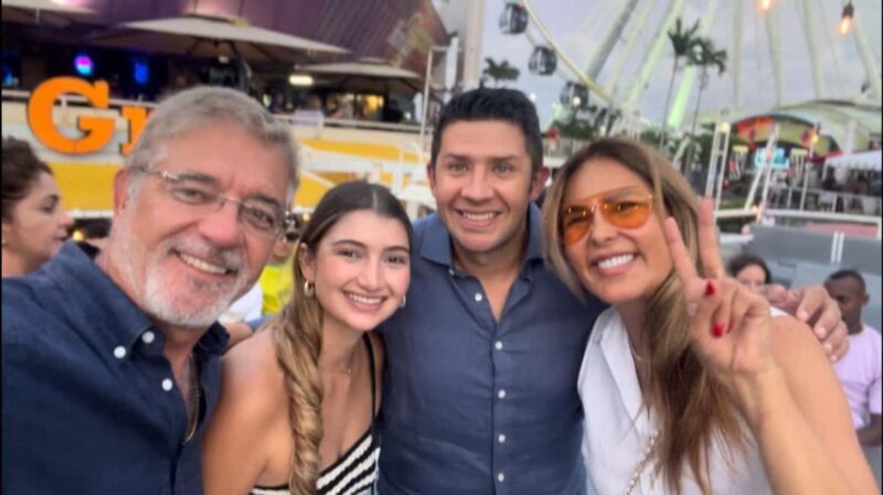 Miami Sunset Champagne Cruise Top Rated for Skyline Views - Who Is This Cruise Best For?