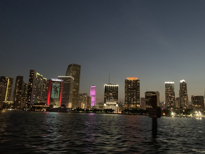 Miami: Sunset Cruise With Celebrity Homes & Open Bar - Included Amenities