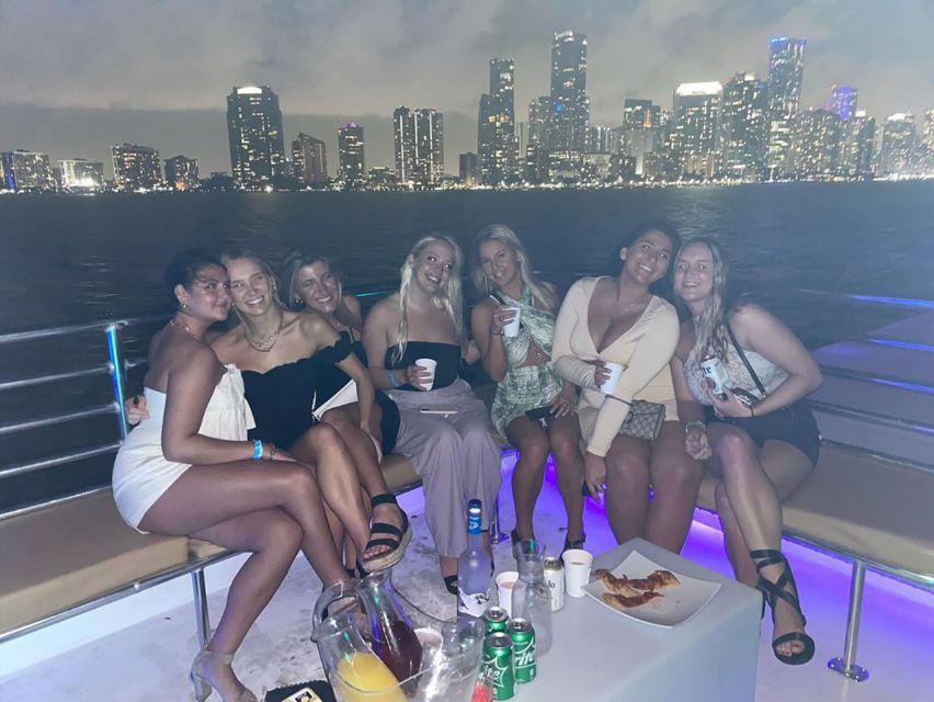 Miami: Ultimate Boat Party, Party Bus and Nightclub Entry - Unlimited Bar and Drinks