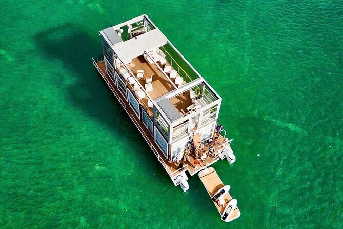 Miami Water Villa Private Luxury Yacht for rent Up to 35 Guests - FAQ