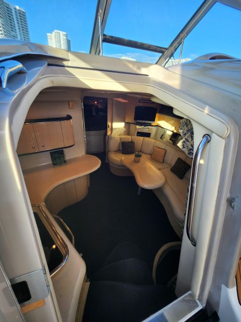 Miami: Yacht Cruise Biscayne Bay, Miami Beach and Sand Bar - Additional Information