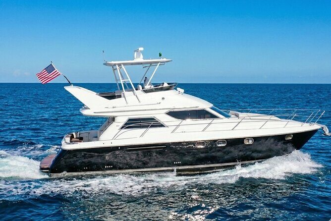 Miami Yacht Rental 60 ft + 2Jet Ski | Catamaran Boat Rentals - What to Expect from the Yacht Tour