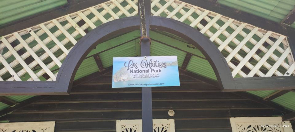 Miches: Los Haitises, Transfer, Walking & Boat Tour. - Islets and Mangrove Forests