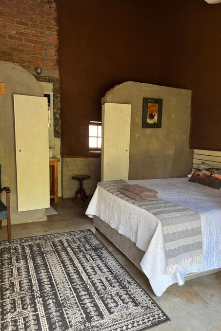 Mid-Range 4 Day Kruger Park All Inclusive Safari From Joburg - Professional Guides and Rangers