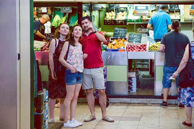 Midday Market and Tapas Tour of Zaragoza - Exploring the Food Market