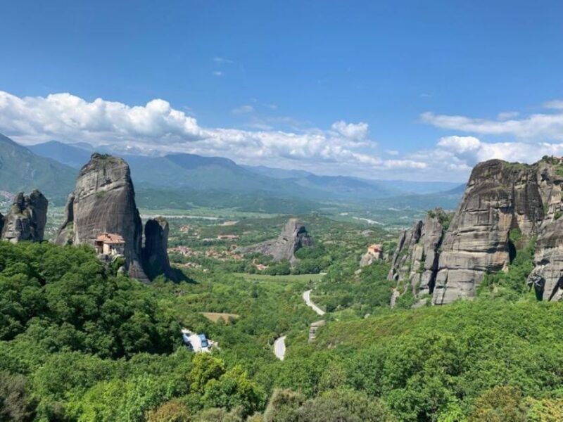 Midday Tour in Meteora From Kalabakas Trainstation - Key Points