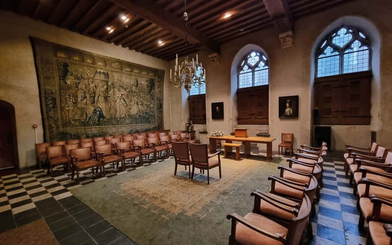 Middelburg: Guided Tour Townhall Middelburg - Who Will Love This Tour?