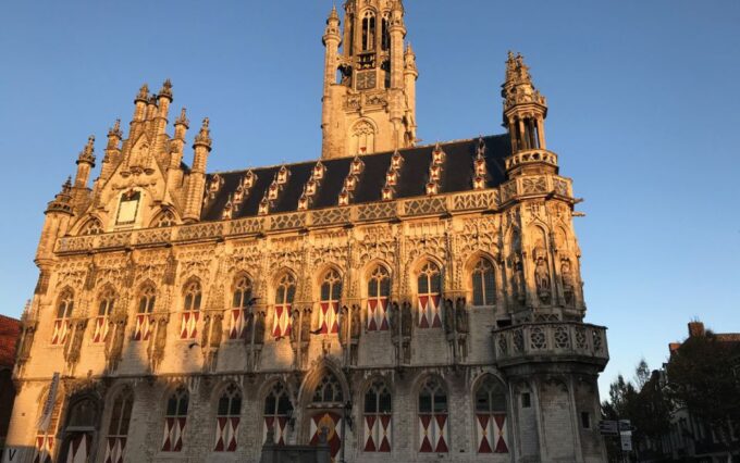 Middelburg: Guided Tour Townhall - Historical Significance