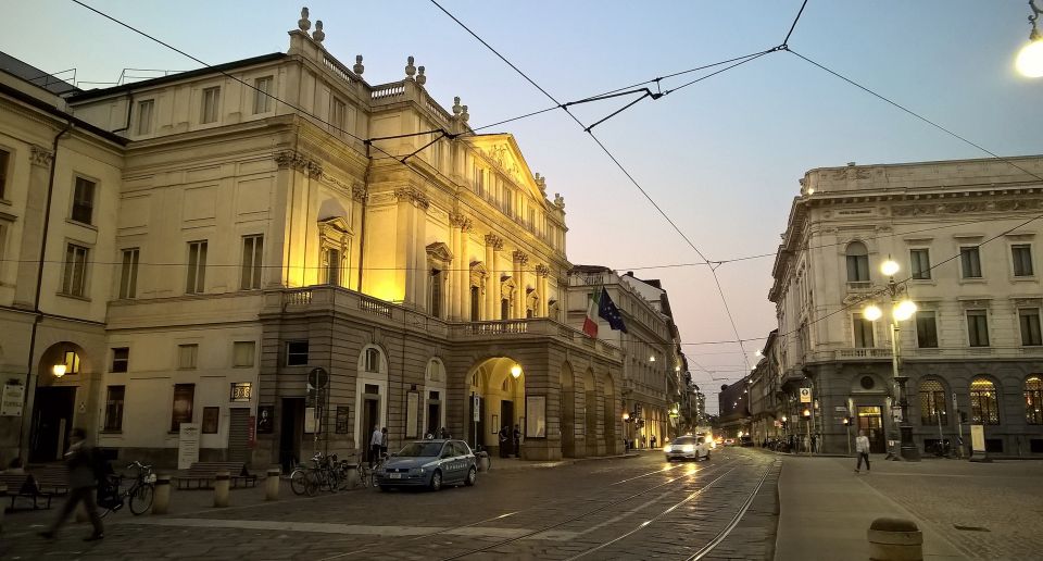 Milan: 2-Hour City Center Evening Tour - Tour Highlights