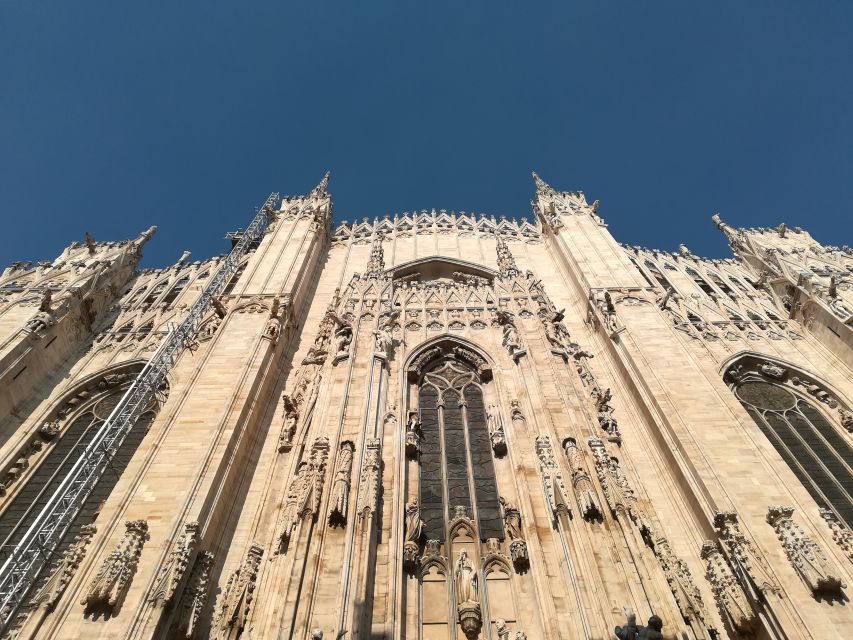 Milan: 4-Hour Art and History Private Walking Tour - Vittorio Emanuele II Shopping Arcade