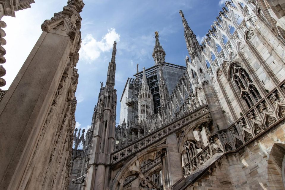 Milan: Cathedral and Terraces Guided Tour With Tickets - Ask Away
