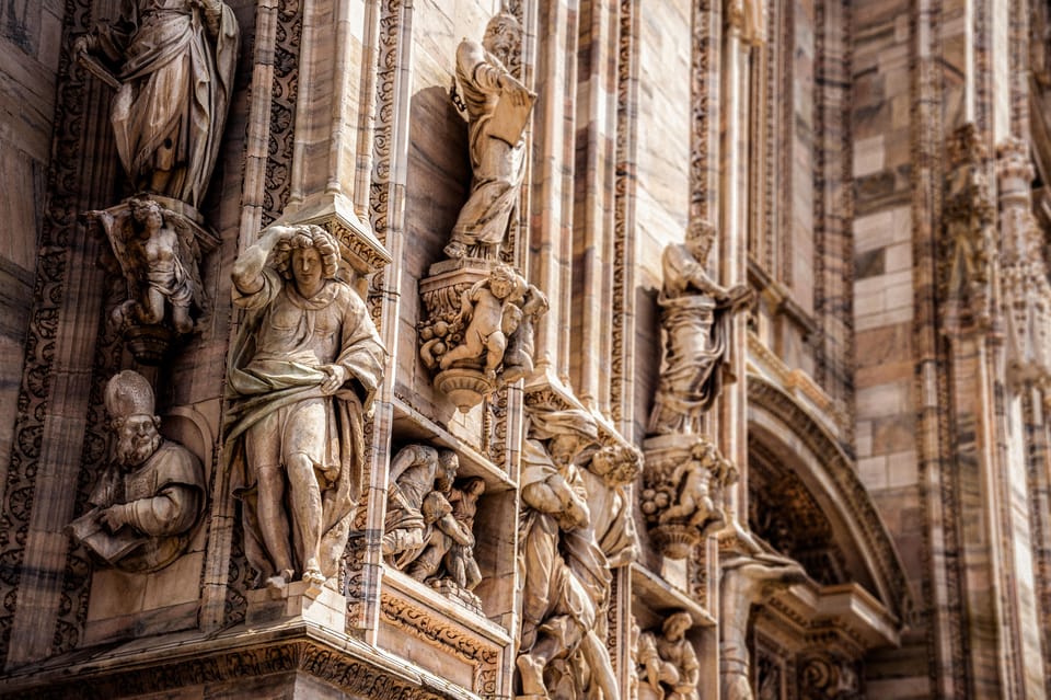 Milan Duomo Cathedral and Rooftop Terrace Guided Tour - Ask Away