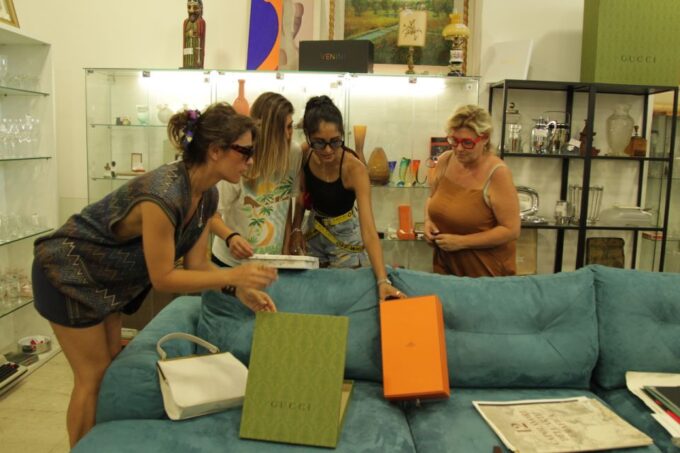 Milan: Fashion & Design Vintage Shopping Store - Frequently Asked Questions