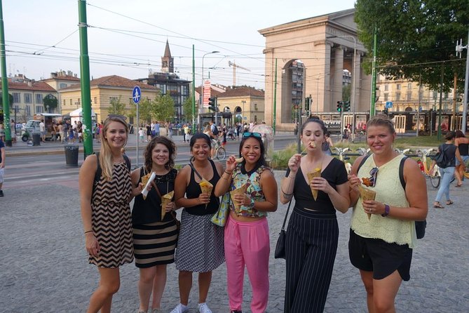 Milan Food Walking Tour of Brera - Specialty Drinks and Aperitivo