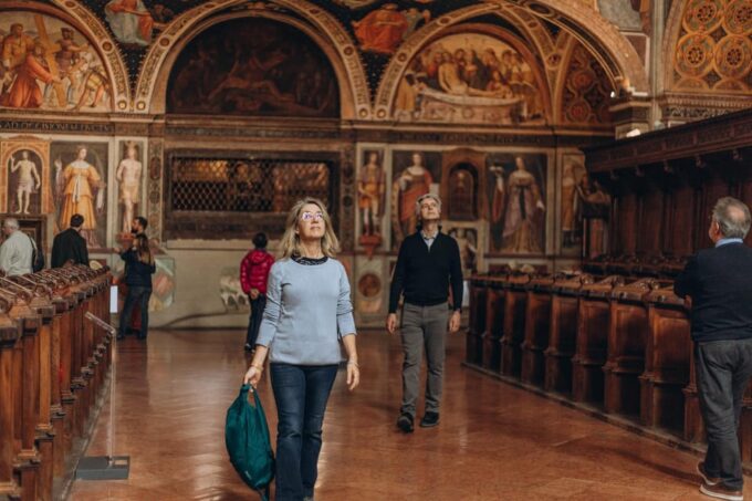 Milan: Highlights Private Tour, Duomo, Castle & Gelato - Duomo and Artisanal Gelato