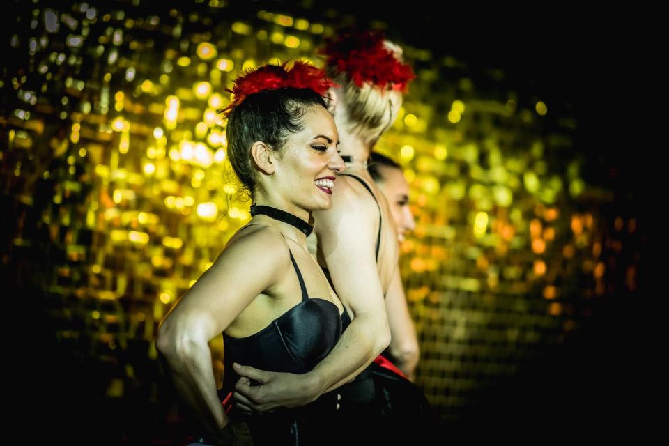 Milan: Maison Milano Saturday Dinner and Show - Captivating Entertainment