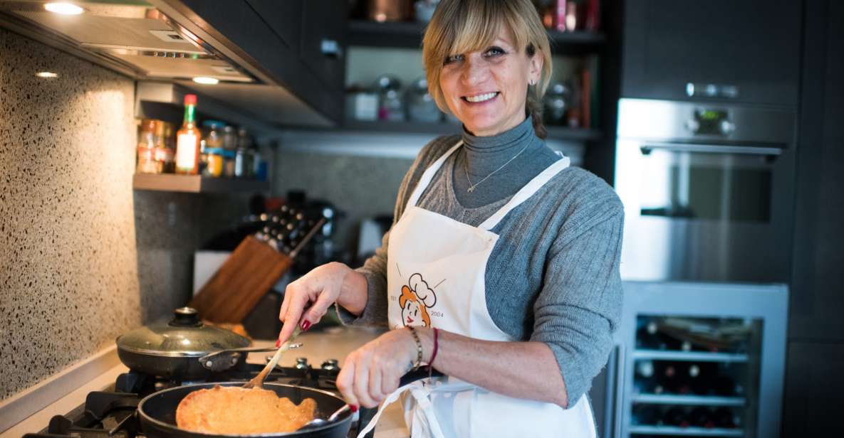 Milan: Market and Cooking Class at a Locals Home - Key Points