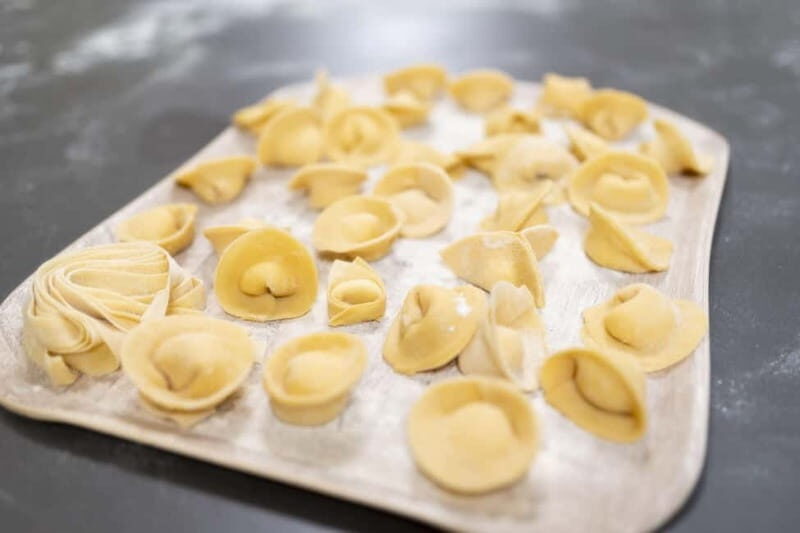 Milan: Pasta, Gnocchi and Tiramisù Cooking Class with Wine - Practical Details