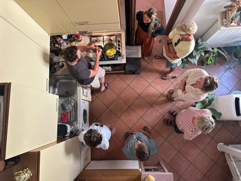 Milan: Pasta & Tiramisu Cooking Class with Premium Products - Key Points