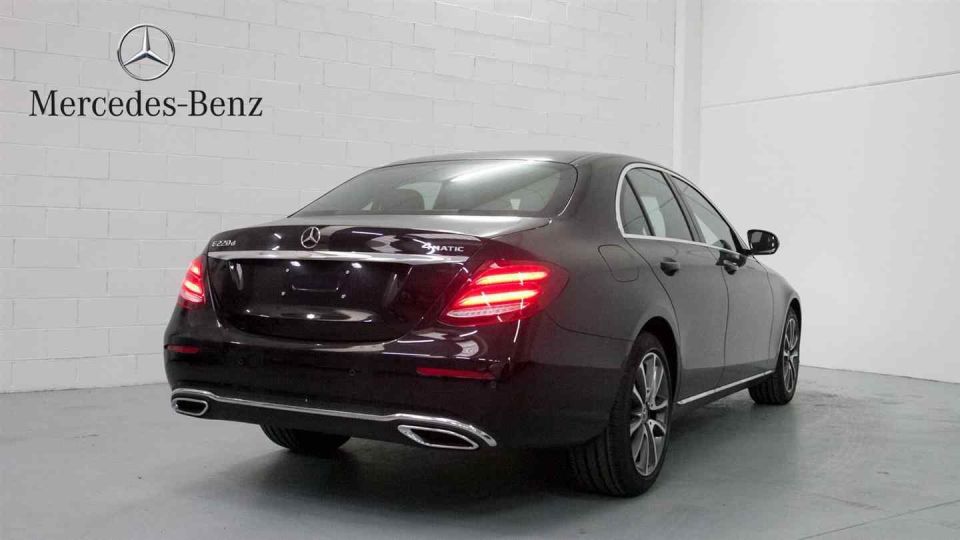Milan: Private MALPENSA Airport Transfer With Chauffeur - Key Points