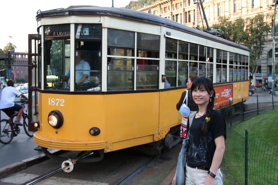 Milan: Private Sightseeing & Shopping Tour With a Local - Discovering Architectural and Cultural Landmarks
