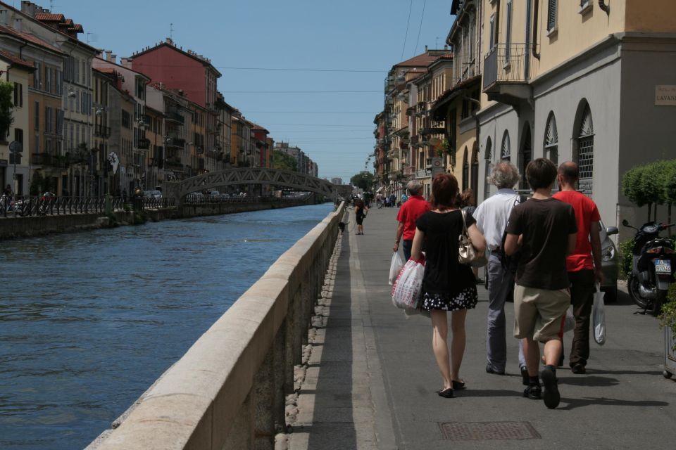 Milan: Private Sightseeing & Shopping Tour With a Local - Luxury Shopping With a Personal Shopper