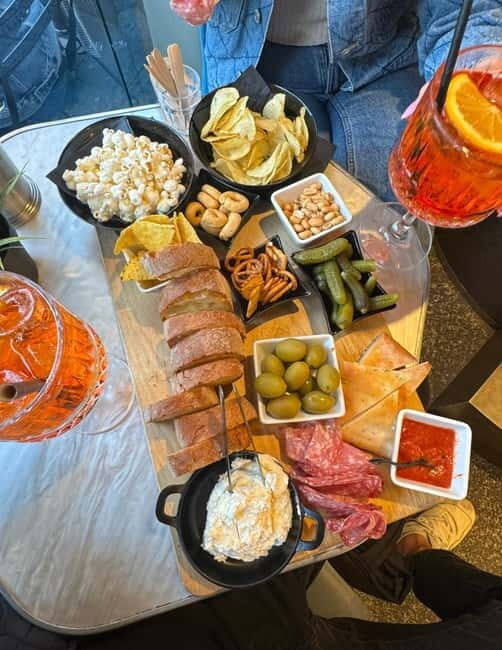 Milan: Private Sunset Picnic with Italian Aperitivo - An Overview of the Experience