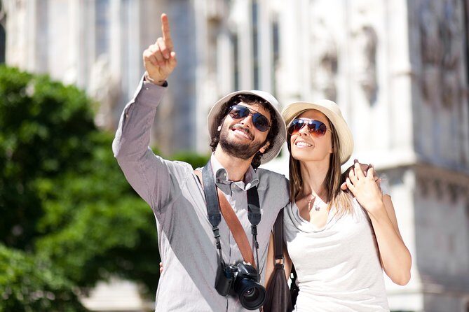 Milan: Private walking tour & Aperitif - Key Points  