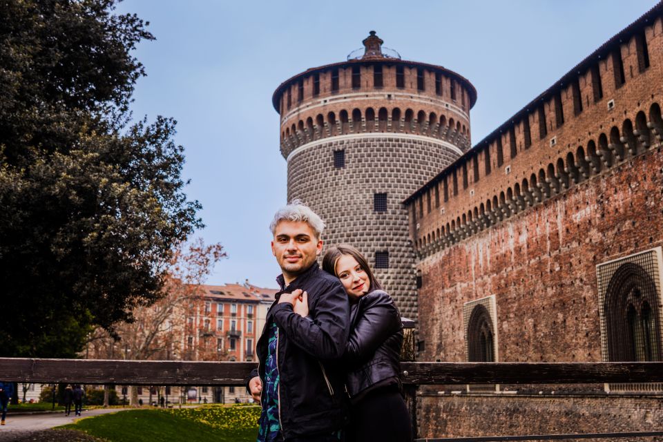 Milan: Professional Photoshoot Outside Sforza Castle - Inclusions and Amenities