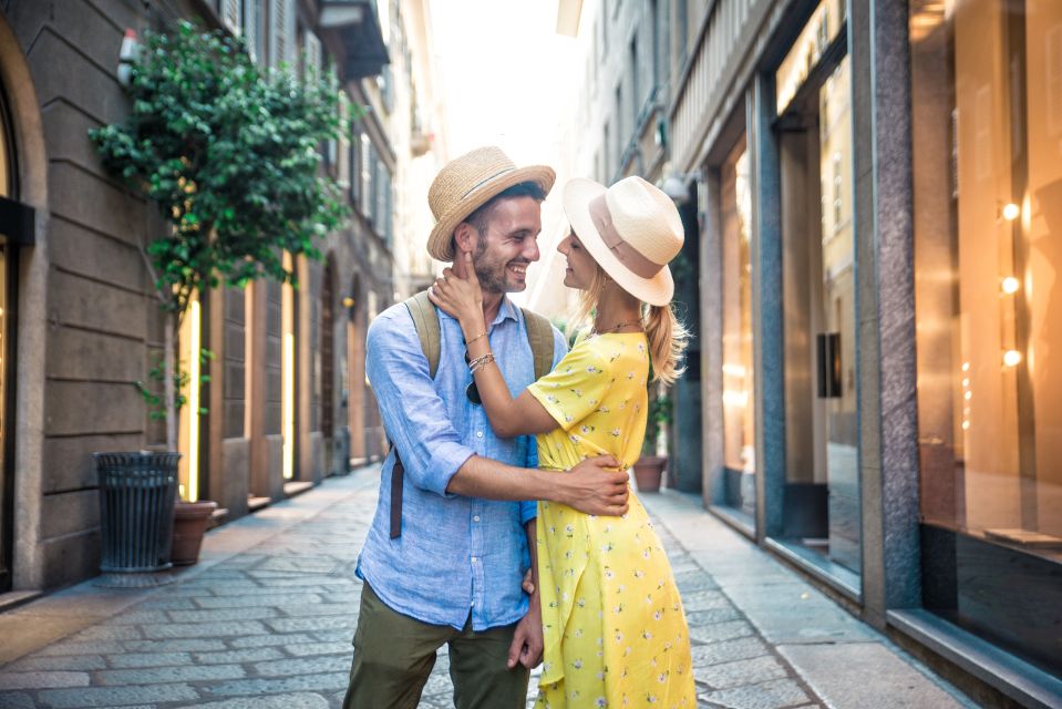 Milan: Romantic Photoshoot for Couples - Receiving the Edited Photos