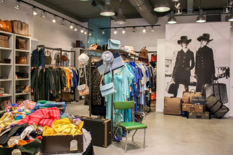 Milan: Serravalle Designer Outlet Roundtrip Bus Transfer - Trip Duration and Itinerary