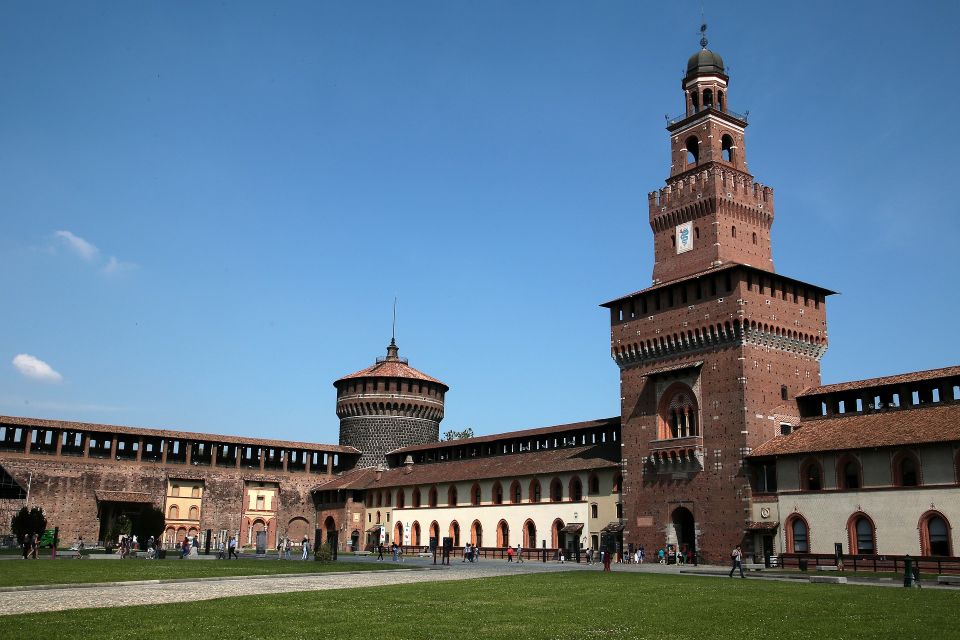 Milan: Sforza Castle and Parco Sempione Private Walking Tour - An In-depth Look at the Tour