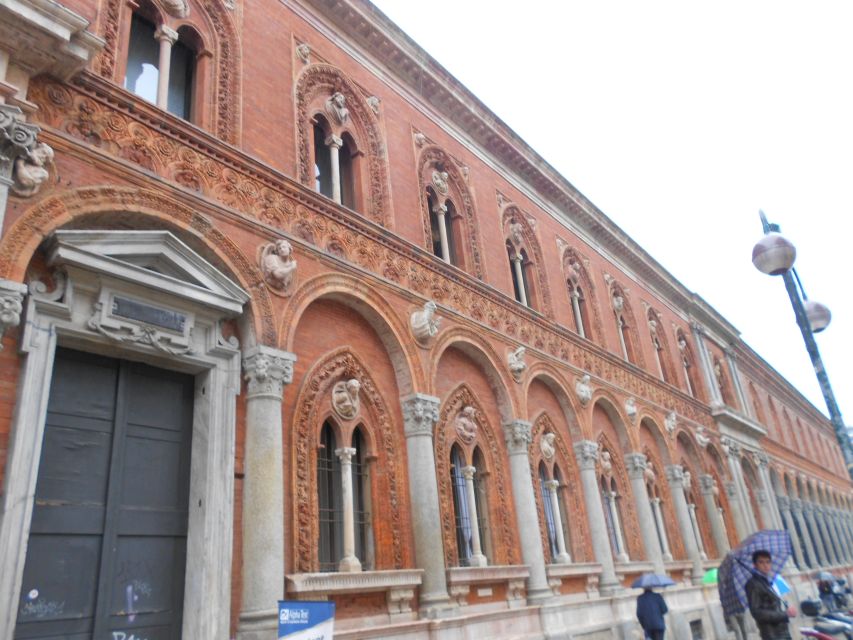 Milan: Skip the Line Castle and Renaissance Private Tour - Key Points