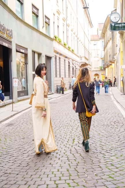 Milan: Tour of Milan's streets with a personal shopper - Exclusive Access and Boutique Selection