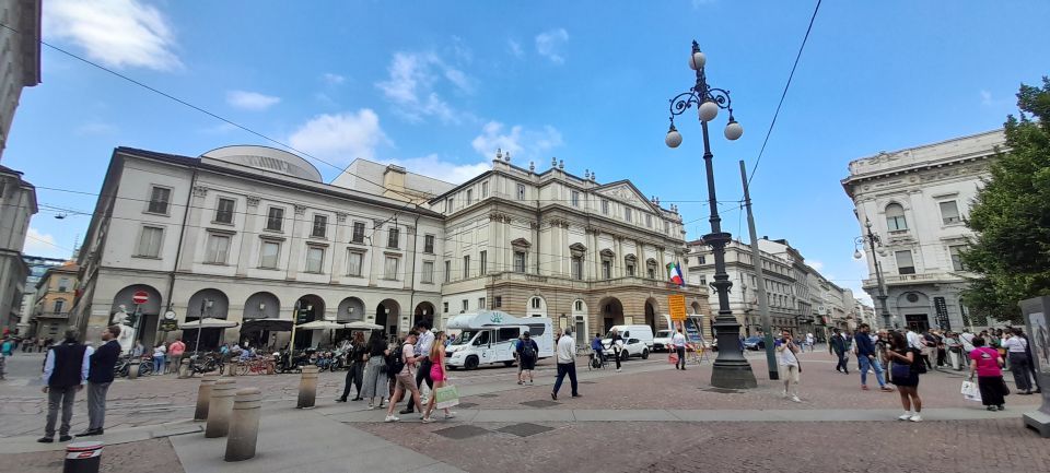 Milan Walking Tour Cathedral and City Centre Tickets Incl - Key Points