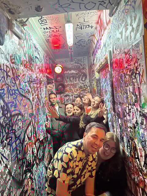 Milano by Night: Bar Crawl Adventure - Key Points