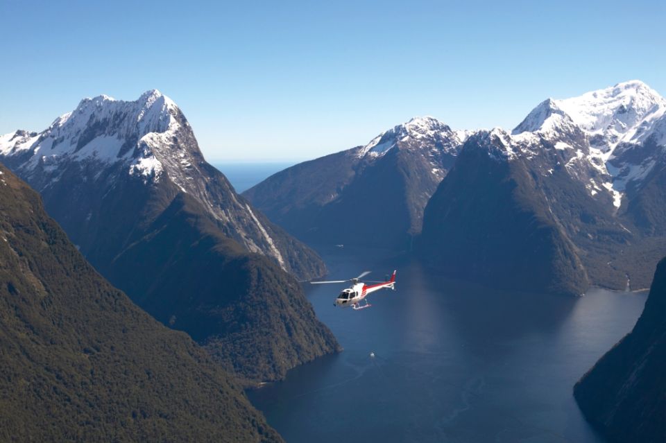 Milford Sound Extended Helicopter Flight & 3 Landings - What to Bring and Customer Reviews