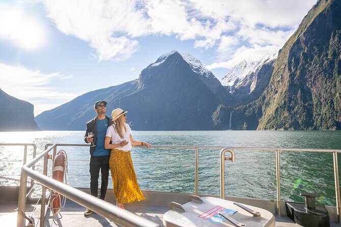 Milford Sound Full Day Tour from Te Anau with Cruise - Starting Point: Te Anau